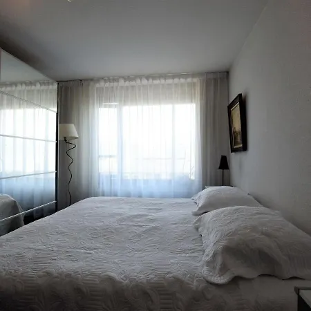 Appartement Snug In The Old Part Of Scheveningen, 100 M From The